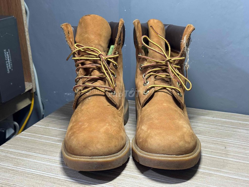 Giày bốt Timberland Unisex Nâu. Mua bán Giày dép tại Quận Hoàng Mai Hà Nội được đăng bởi vũ trường sơn hình 1