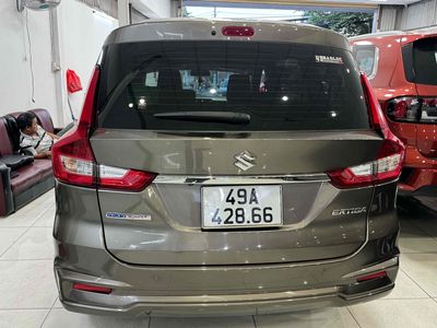 Suzuki Ertiga 2020, màu xám quá mới