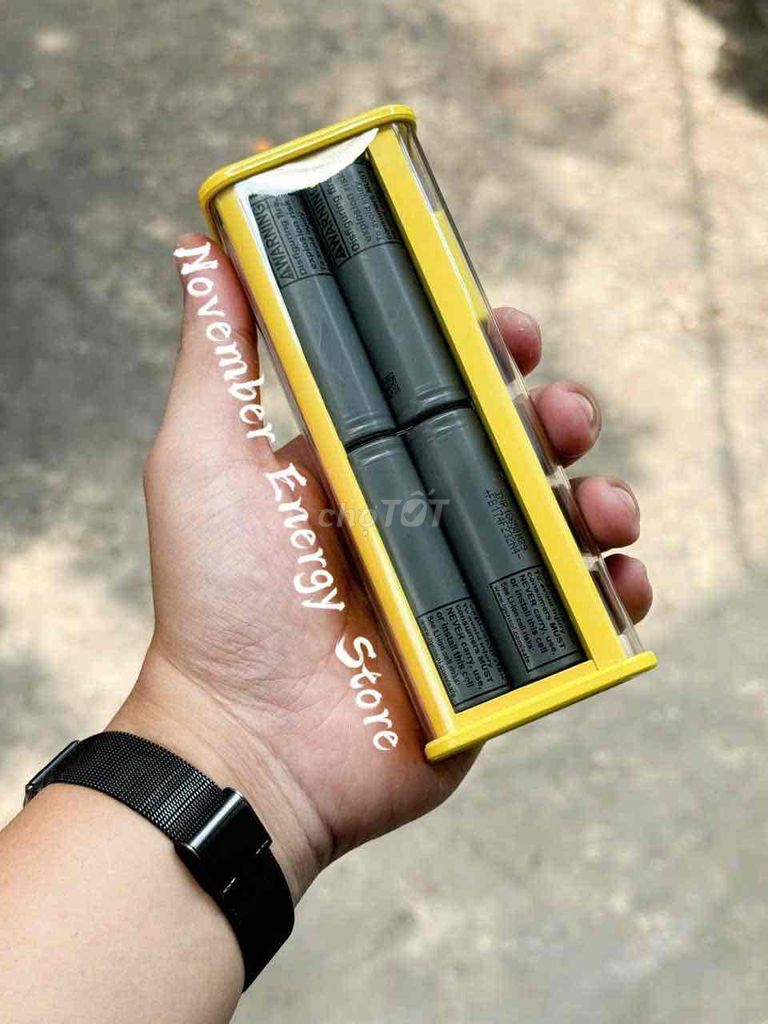 Sạc dự phòng 23.000mAh có sạc nhanh vỏ pin basic