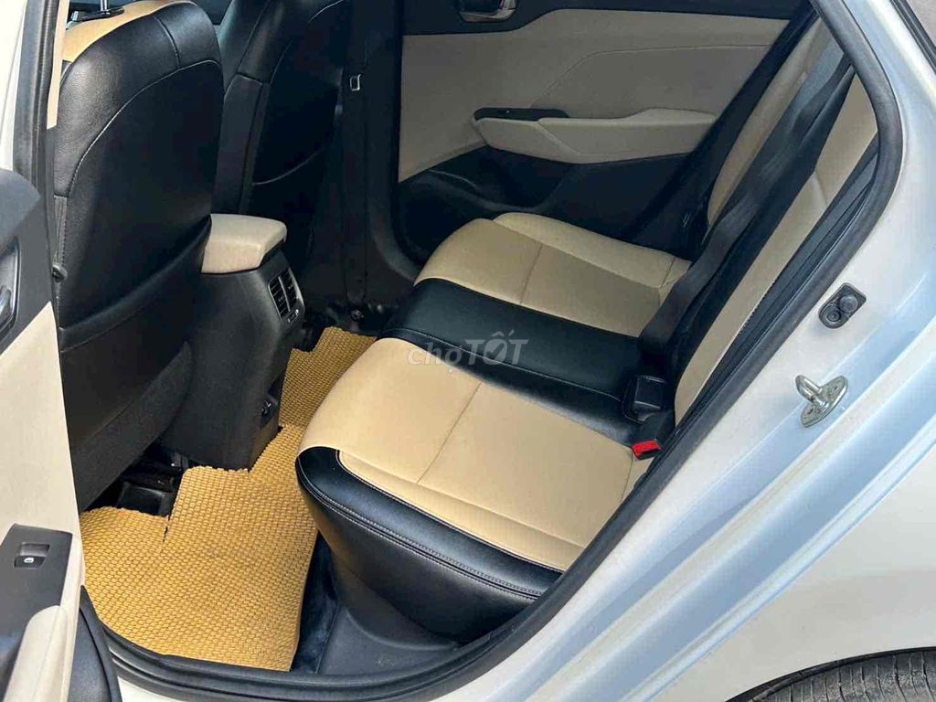 Hyundai Accent 2020  số sàn bản thiếu xe bao zin. Mua bán Ô tô tại Quận Hoàng Mai Hà Nội được đăng bởi A công hình 5