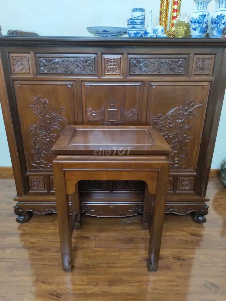 Thanh lý tủ thờ và đôn gỗ quý. Mua bán Tủ, kệ gia đình tại Quận Nam Từ Liêm Hà Nội được đăng bởi Ms Van Ha hình 1