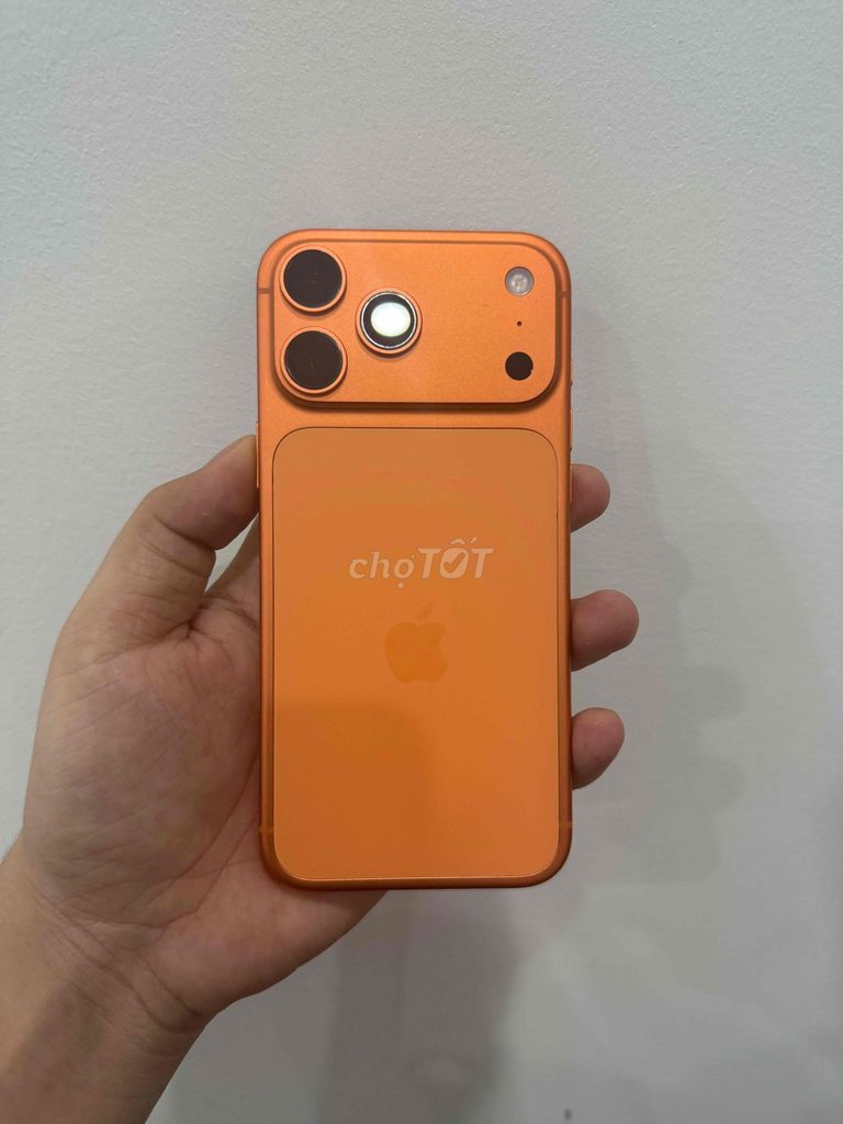 Apple iPhone 17PM Lock 256GB cam. Mua bán Điện thoại tại Quận Tân Bình Tp Hồ Chí Minh được đăng bởi Tiệm Điện Thoại Chất QH Store hình 1
