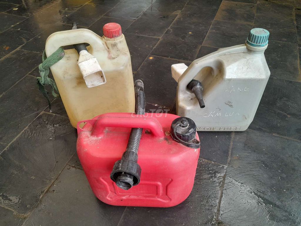 3 can dựng dầu, xăng loại 5 lít, 4 lít, 6 lít. Mua bán Phụ tùng xe tại Quận Tây Hồ Hà Nội được đăng bởi Lê Nguyên hình 3