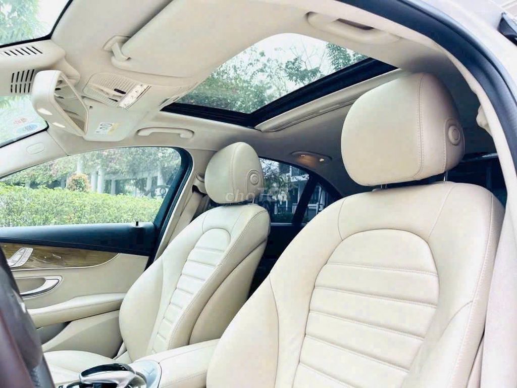 🔺MERCEDES C250 EXCLUSIVE MODEL 2017 MỘT CHỦ. Mua bán Ô tô tại Quận 7 Tp Hồ Chí Minh được đăng bởi Tung hình 10