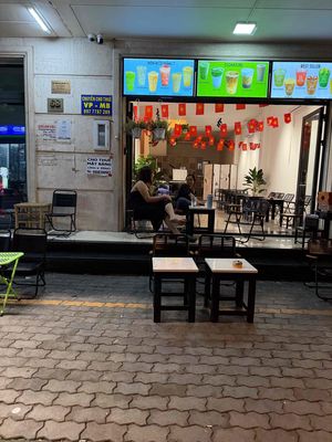 Cho thuê bán trước quán cà phê. Bán đồ ăn sáng 5-11h trưa ( 2.5 triệu)