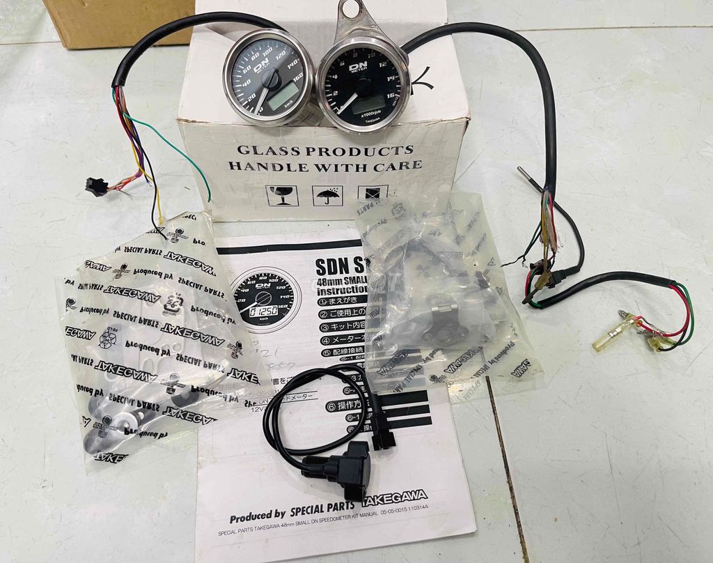 Cần bán cặp đồng hồ Takegawa. Mua bán Phụ tùng xe tại Quận 8 Tp Hồ Chí Minh được đăng bởi Nguyễn Chính Anh Tài hình 1