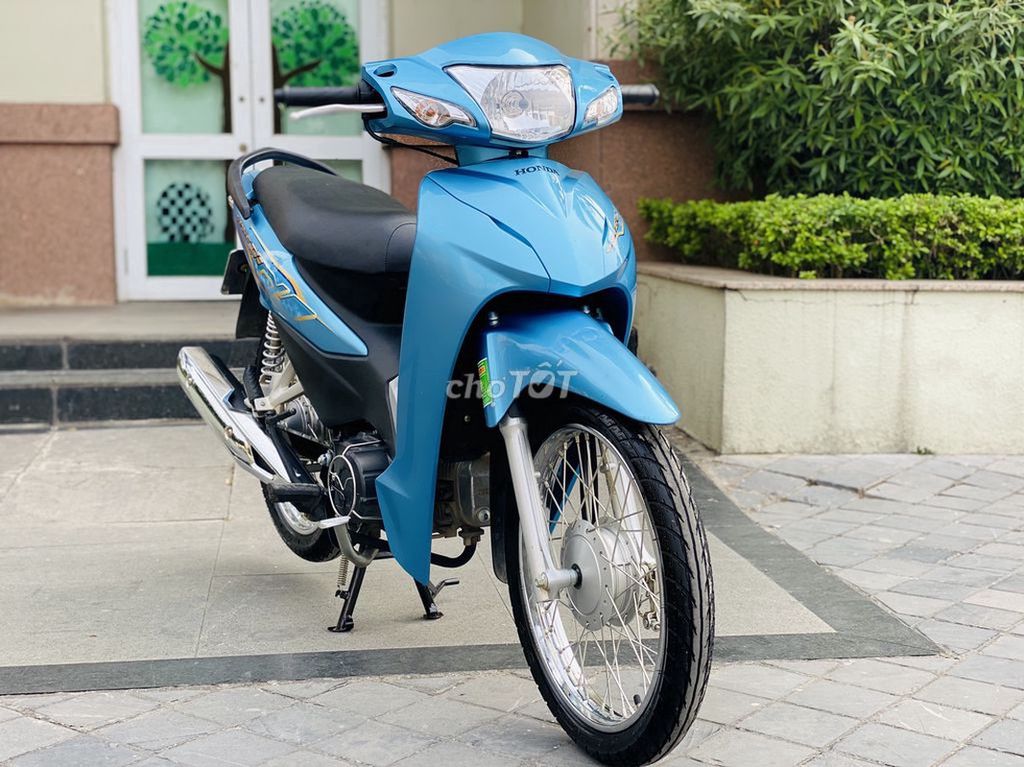 Honda WAVE A 110 XANH NGỌC MÀU HOTT XE ĐK T10/2023