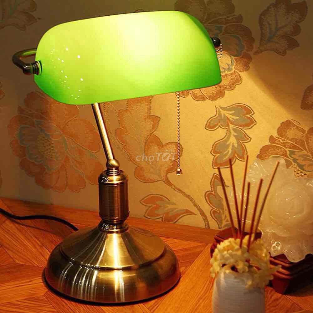 Đèn để bàn Kim loại. Mua bán Đèn tại Quận Hà Đông Hà Nội được đăng bởi nguyễn hoàng đức hình 1