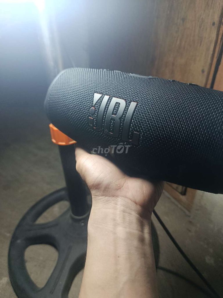 Loa Bluetooth JBL Charge 5 Đen. Mua bán Tivi, Âm thanh tại Huyện Hòa Vang Đà Nẵng được đăng bởi Nguyễn Van Đo hình 1