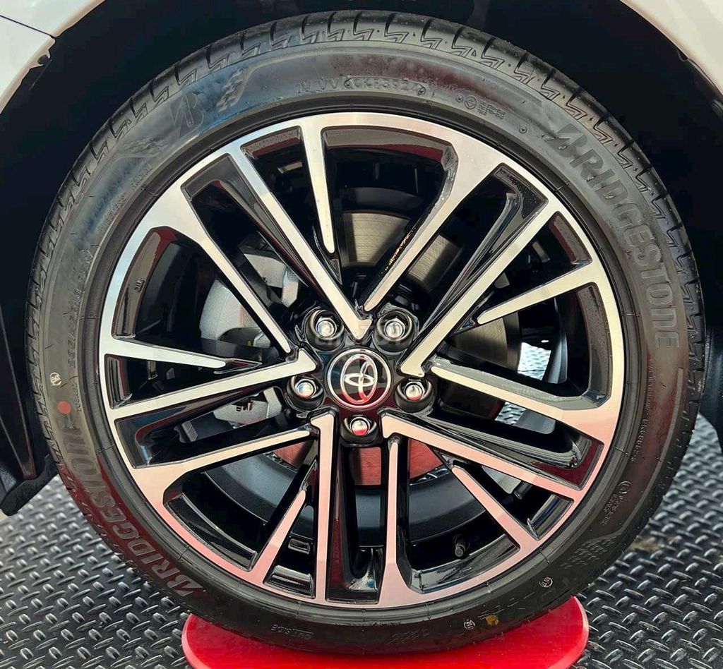 CAMRY Hybrid Mid-tặng 100% TB-Giá Tốt chốt kẻo lỡ. Mua bán Ô tô tại Quận 12 Tp Hồ Chí Minh được đăng bởi Đại Lý TOYOTA AN SƯƠNG Quận 12 hình 8