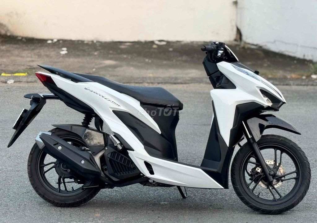 Honda Vario 150 2019 Trắng 32000 km. Mua bán Xe máy tại Quận Bình Tân Tp Hồ Chí Minh được đăng bởi NMT hình 3