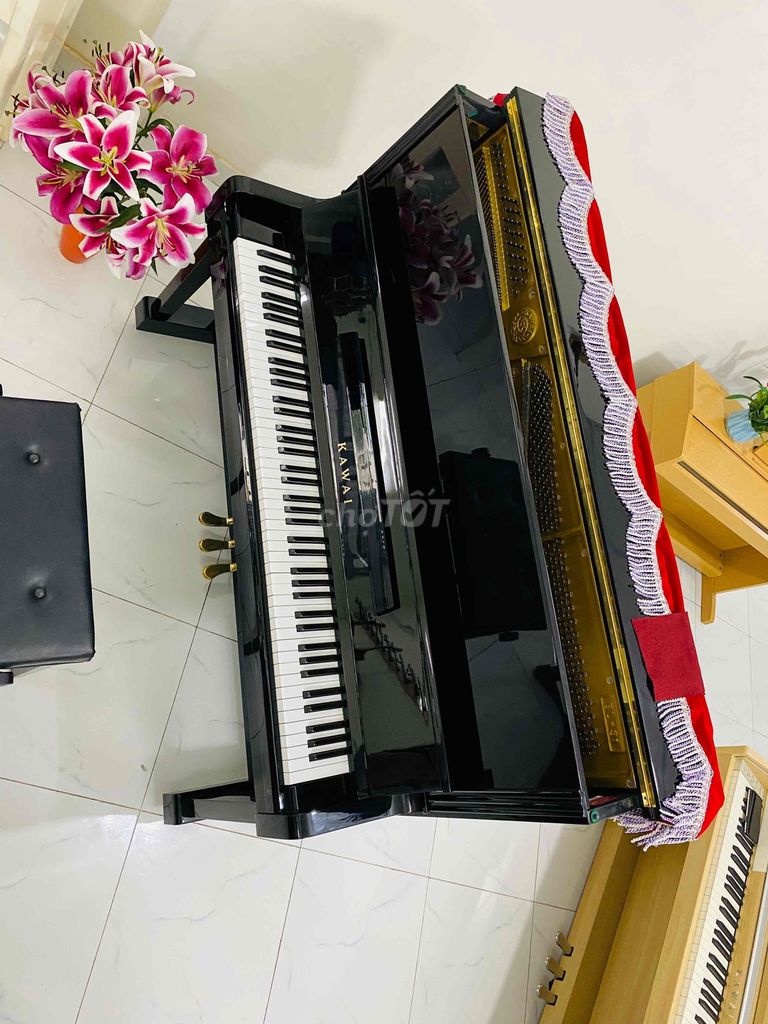 Piano cơ kawai BL3 mươi 1 Đủ giấy tờ bh 10 năm