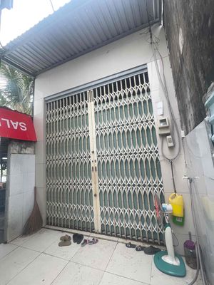 cho thuê nhà 60m2 cuối hẻm cách đường nhựa 30m điện nước chính