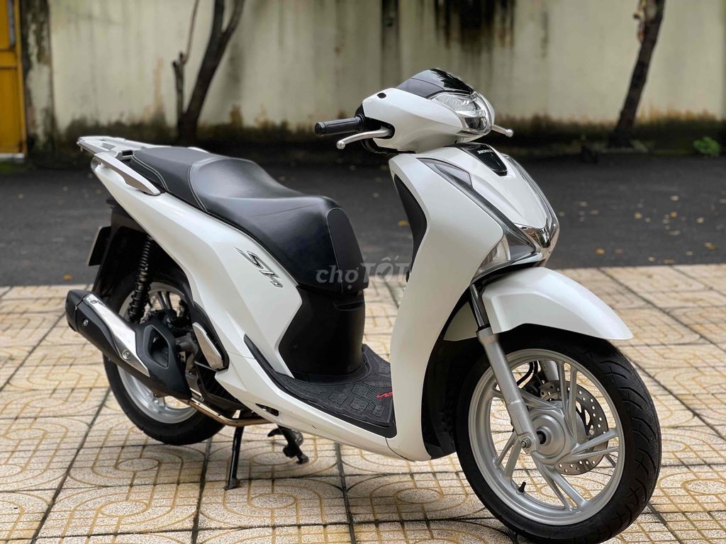 SH 125 CBS LƯỚT ĐẸP BSTP SANG TÊN LIỀN