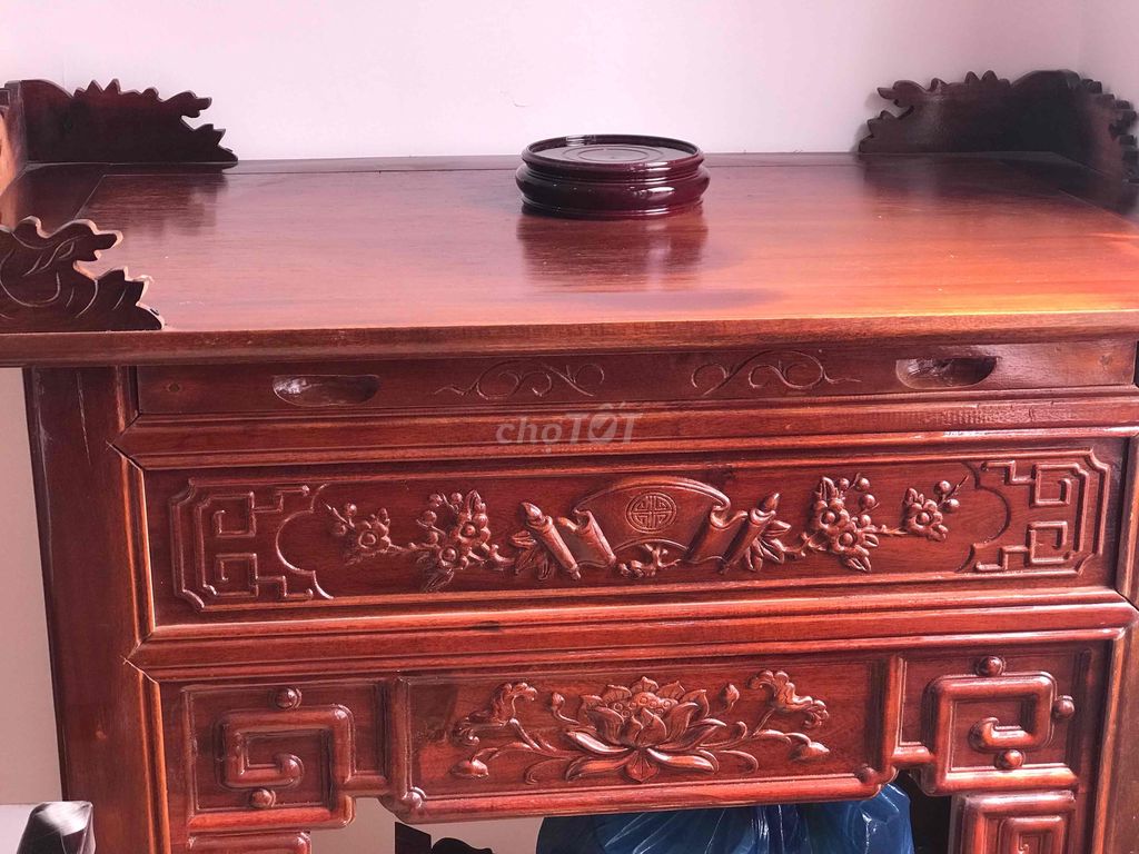 Bàn thờ gỗ truyền thống. Mua bán Nội thất, đồ gia dụng khác tại Quận Hải An Hải Phòng được đăng bởi Phạm Quang Long hình 1