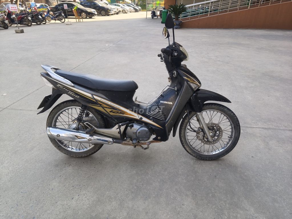 Xe số Future Neo 125 đời 2009 đã qua sử dụng. Mua bán Xe máy tại Quận Hà Đông Hà Nội được đăng bởi Vũ Ngọc Trìu  hình 3