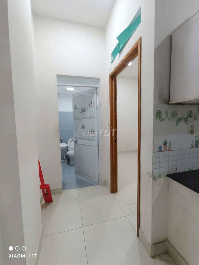 Bán nhà 1 lầu 2pn 2wc gần vạn phúc city