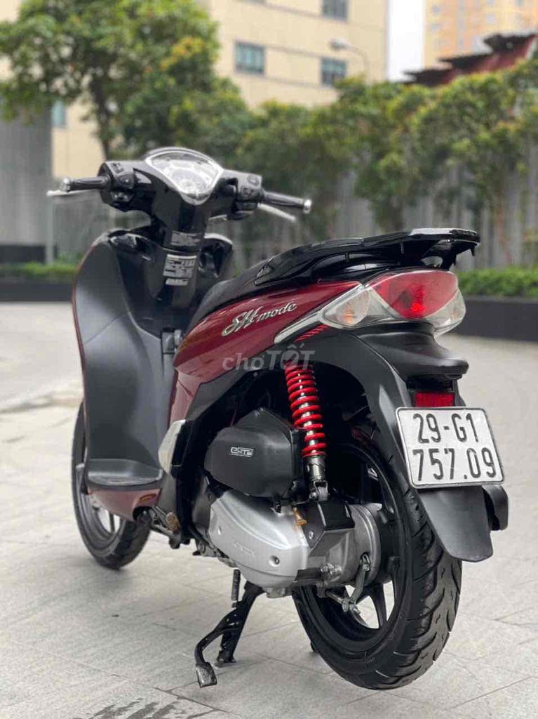 Honda SH Mode Sport 2018 Đỏ đen. Mua bán Xe máy tại Quận Cầu Giấy Hà Nội được đăng bởi Anh Khoa hình 2