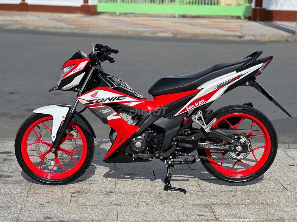 Sonic 150 Xe Nhập Indo 2021 odo 8000km Bstp chíh c. Mua bán Xe máy tại Quận 11 Tp Hồ Chí Minh được đăng bởi Hưng Từ hình 2