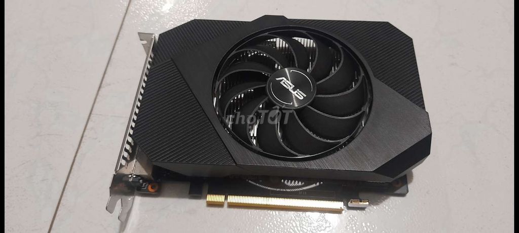 Card Asus GTX 1650 mạnh mẽ