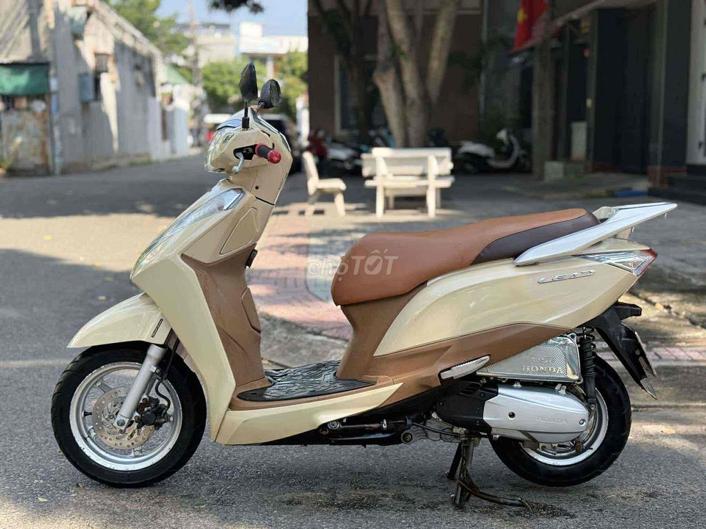 Bán Lead 2017 Xe Zin. Mua bán Xe máy tại Thành phố Vũng Tàu Bà Rịa - Vũng Tàu được đăng bởi Nam Hee hình 3