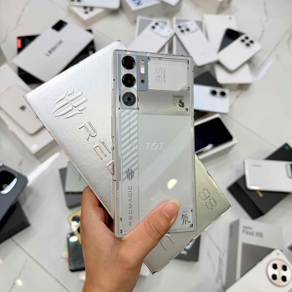 REDMAGIC 9s Pro 5G Fullbox . Phiên bản 12/256Gb 📌. Mua bán Điện thoại tại Thành phố Tây Ninh Tây Ninh được đăng bởi Mỹ Vy Store Mobile Tây Ninh hình 1