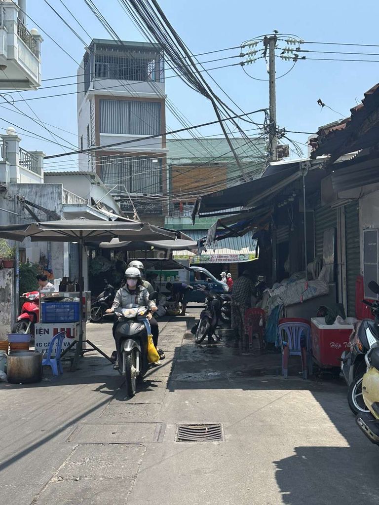 Bán Nhà Mặt Tiền Kinh Doanh Chợ Phương Sài - Nha Trang - chỉ 3 tỷ450tr