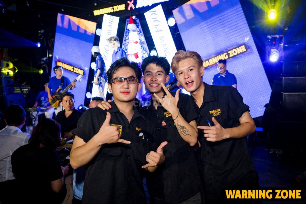 NHÂN VIÊN PHỤC VỤ. Việc làm tại Quận 1 Tp Hồ Chí Minh được đăng bởi Công ty Cổ Phần Warningzone hình 5