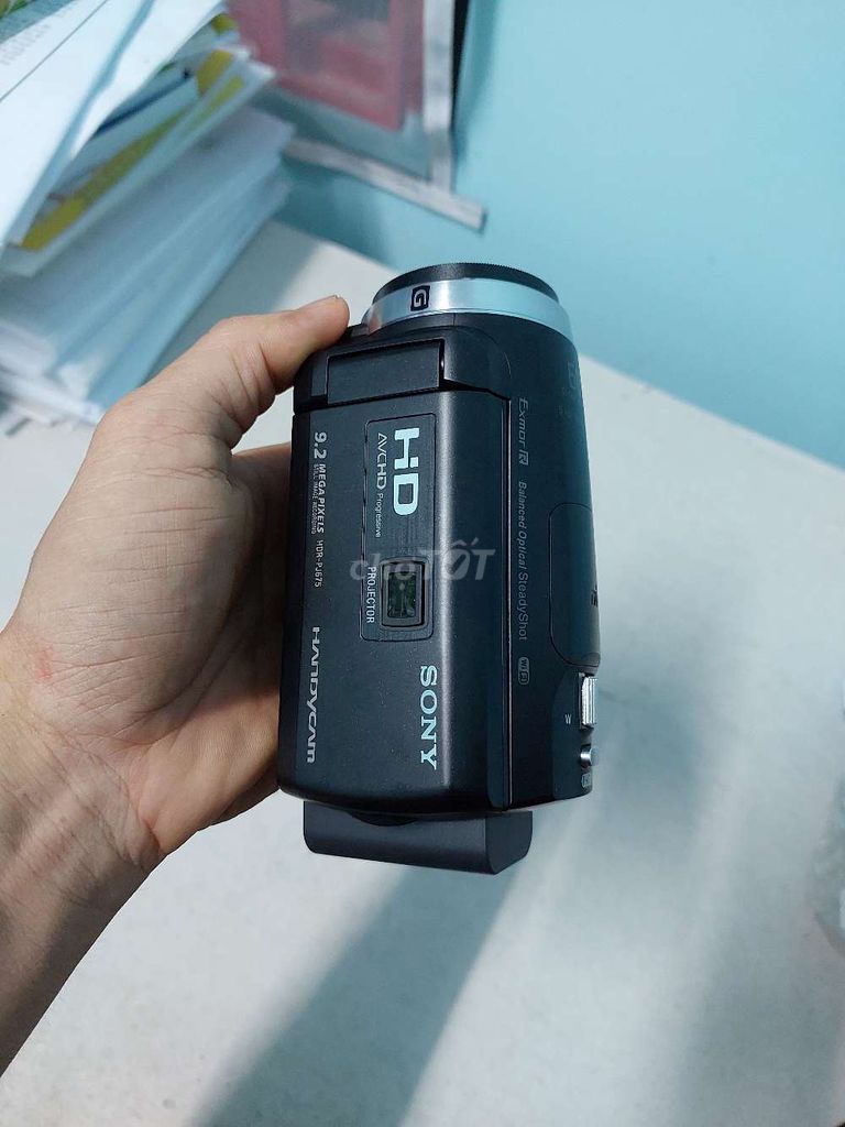 Máy quay phim Sony HDR-PJ675 Đen. Mua bán Máy ảnh, Máy quay tại Thành phố Nha Trang Khánh Hòa được đăng bởi dragon hình 1