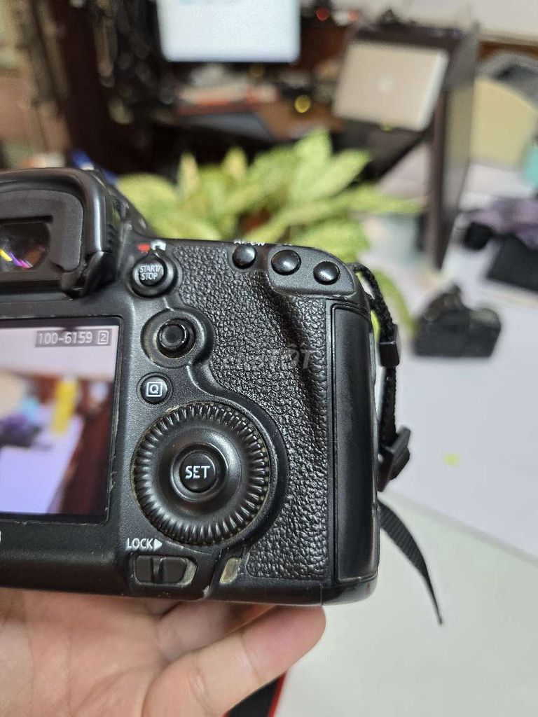Máy ảnh Canon 5D Mark 3 kèm 50 F1.8 stm + 28-135. Mua bán Máy ảnh, Máy quay tại Quận Đống Đa Hà Nội được đăng bởi Phương Linh hình 1