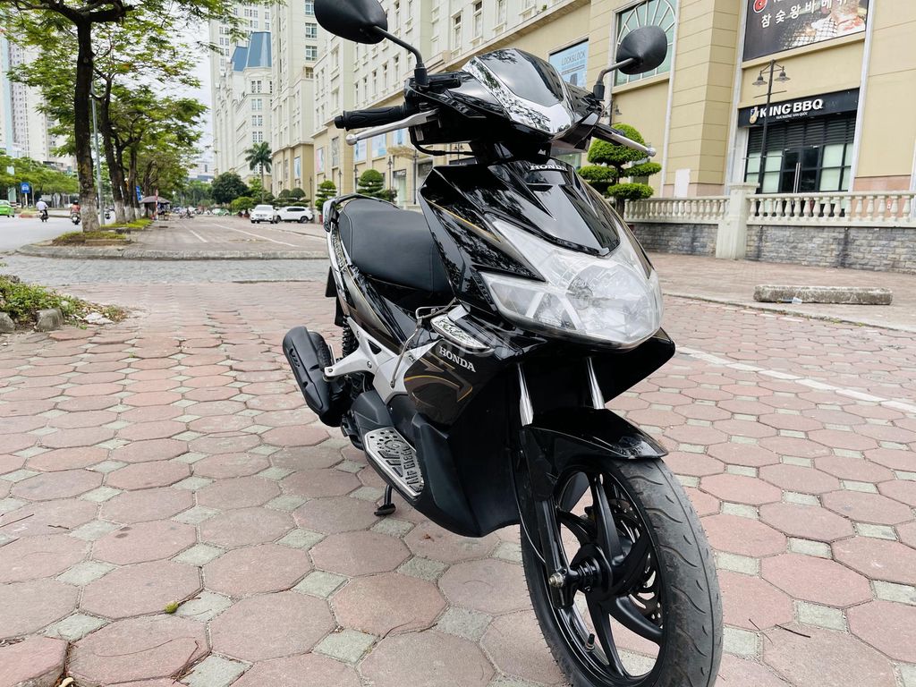 HONDA AIR BLADE 110 MÀU ĐEN BIỂN HÀ NỘI