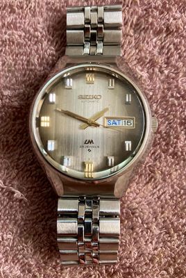 Đồng hồ hiệu seiko  LM  zin  nguyên bản sai 36 mm. Mua bán Đồng hồ tại Quận Tân Phú Tp Hồ Chí Minh được đăng bởi  An Huy