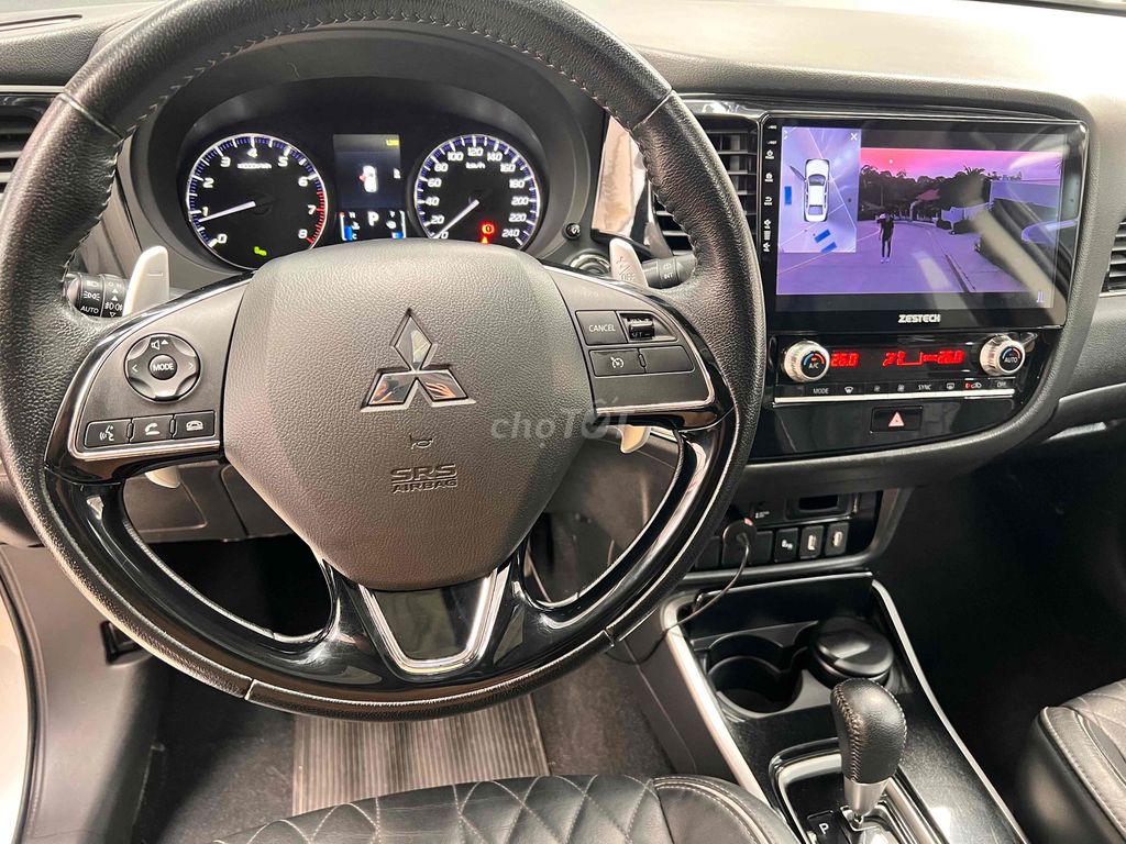 Mitsubishi Outlander 2022 2.0 Premium - 26326 km. Mua bán Ô tô tại Quận 7 Tp Hồ Chí Minh được đăng bởi Mitsubishi Thông  hình 7