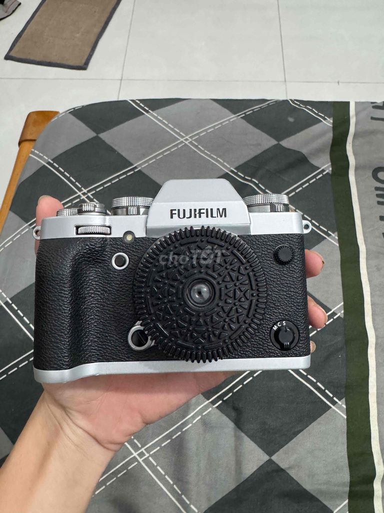 Máy ảnh Fujifilm Bạc Cổ điển. Mua bán Máy ảnh, Máy quay tại Thành phố Đồng Xoài Bình Phước được đăng bởi Vu hình 1