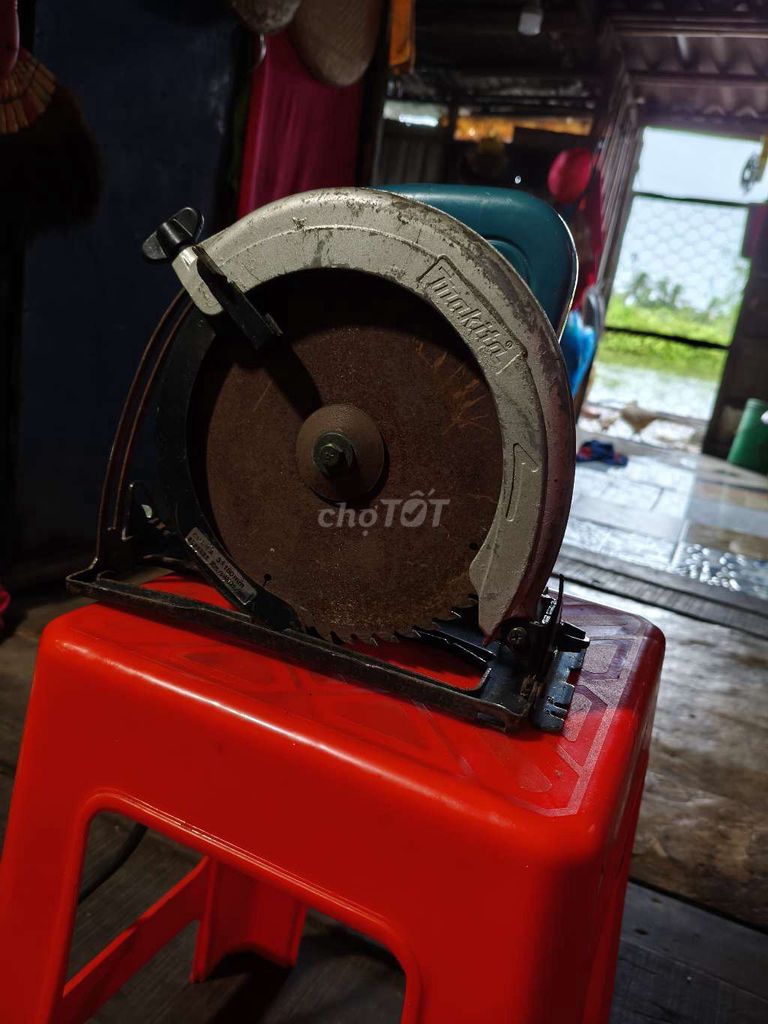 Máy cắt gỗ Makita 5807BA 190mm 100V-110V. Mua bán Đồ chuyên dụng, Giống nuôi trồng tại Huyện Trần Văn Thời Cà Mau được đăng bởi Đồ Nhật Bãi 100v hình 1