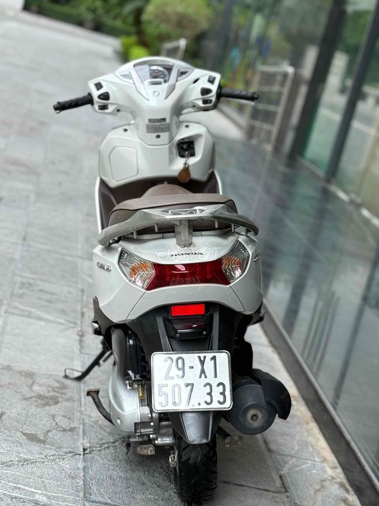 Lead125 Trắng Nâu Nguyên Bản đẹp biển Hn Lead. Mua bán Xe máy tại Quận Ba Đình Hà Nội được đăng bởi Xe Máy Nam Thi hình 7