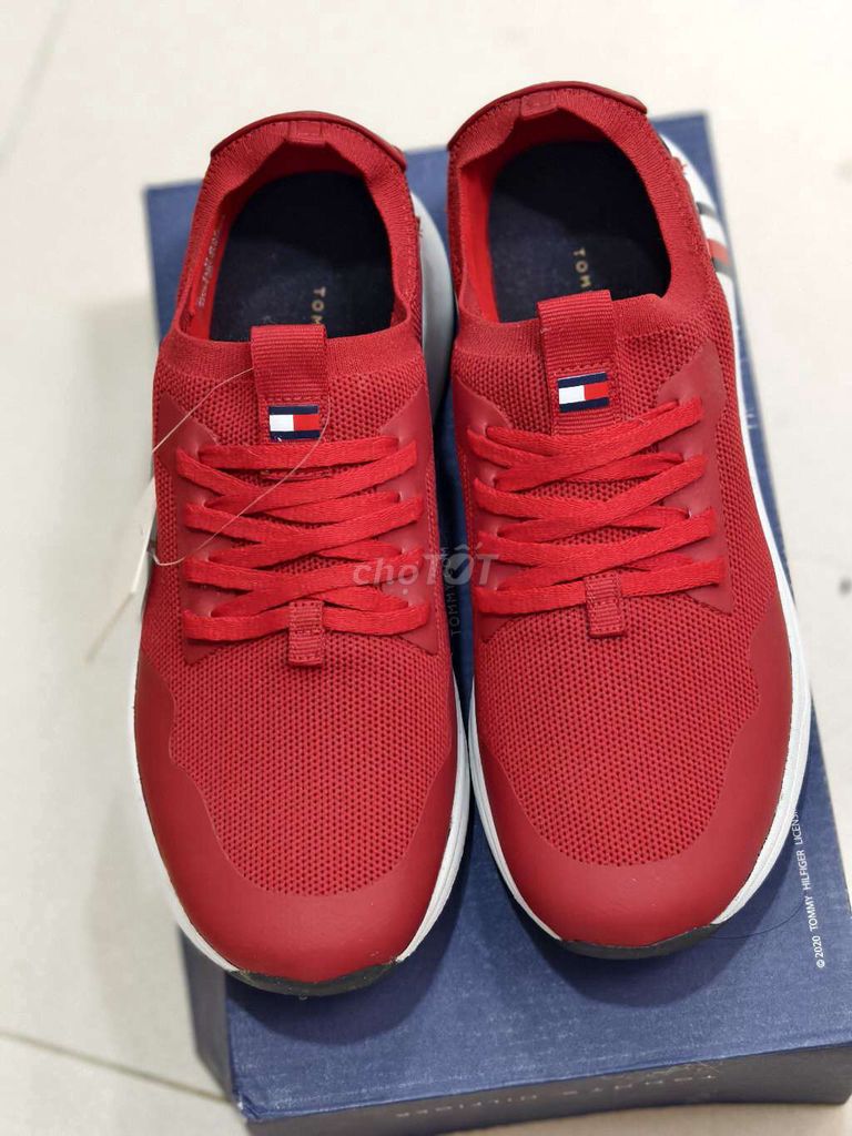 Giày thể thao Nam Tommy Hilfiger Đỏ size 41. Mua bán Giày dép tại Quận Cẩm Lệ Đà Nẵng được đăng bởi QPhương  hình 1