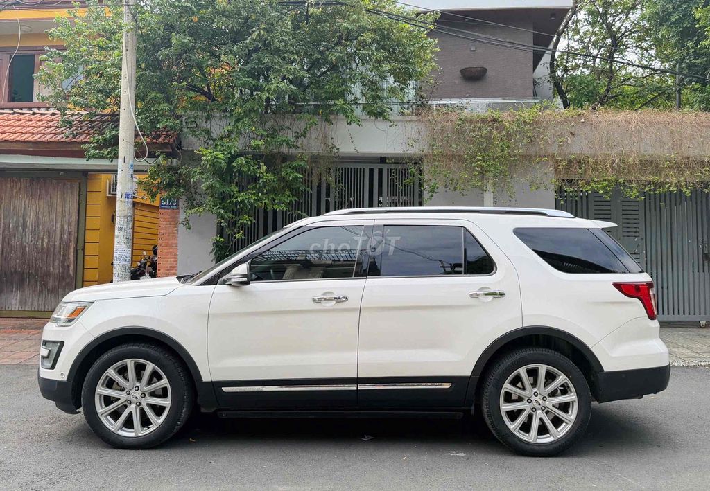 Ford Explorer 2016.Chất Đẹp.Xe Nhập Mỹ. Mua bán Ô tô tại Quận Tân Phú Tp Hồ Chí Minh được đăng bởi FORD TÂN PHÚ  hình 5