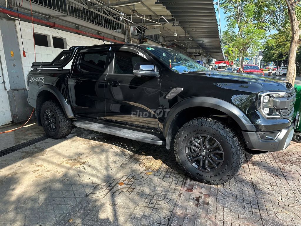 Ford Ranger RAPTOR 2023, bảo hành 2026 vay 70%