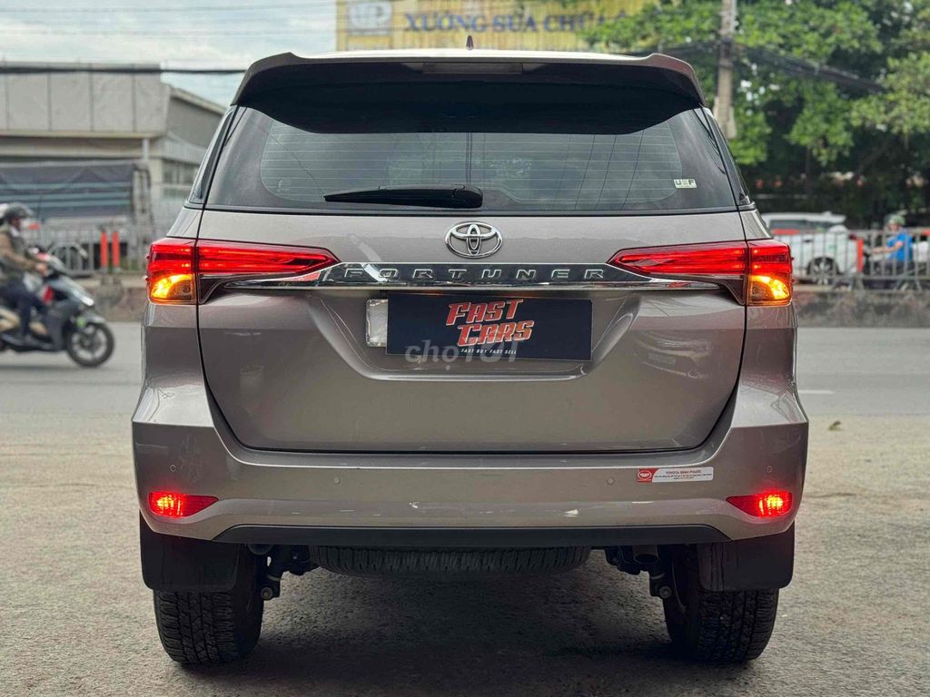 Toyota Fortuner 2024 2.4 AT 4x2 - 40000 km. Mua bán Ô tô tại Thành phố Thủ Đức Tp Hồ Chí Minh được đăng bởi Thy Ôtô Cũ Miền Nam hình 4