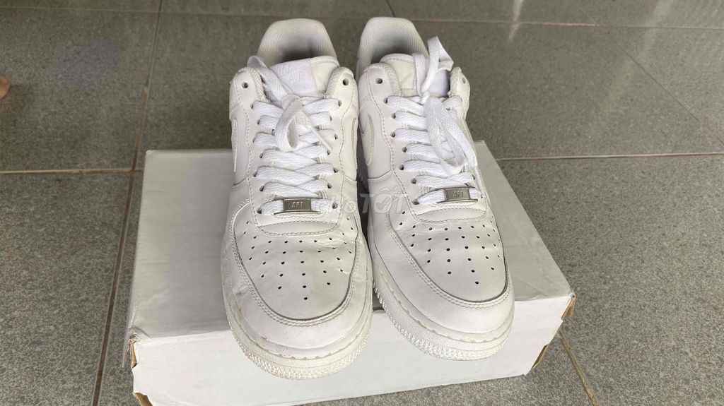 Giày thể thao Nike AF1 Trắng 40.5. Mua bán Giày dép tại Thành phố Sóc Trăng Sóc Trăng được đăng bởi Huy hình 1
