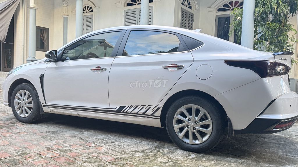 Hyundai Accent 2023 1.4 MT - 54000 km. Mua bán Ô tô tại Huyện Phong Điền Thừa Thiên Huế được đăng bởi Trần Đông hình 2