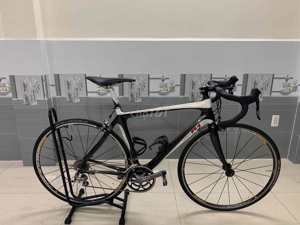 Bán xe road Carbon Racing R1