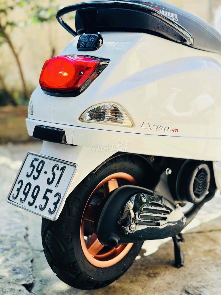 Piaggio Vespa LX 125CC 2012 Trắng. Mua bán Xe máy tại Quận 12 Tp Hồ Chí Minh được đăng bởi Ta Thanh Thai hình 7