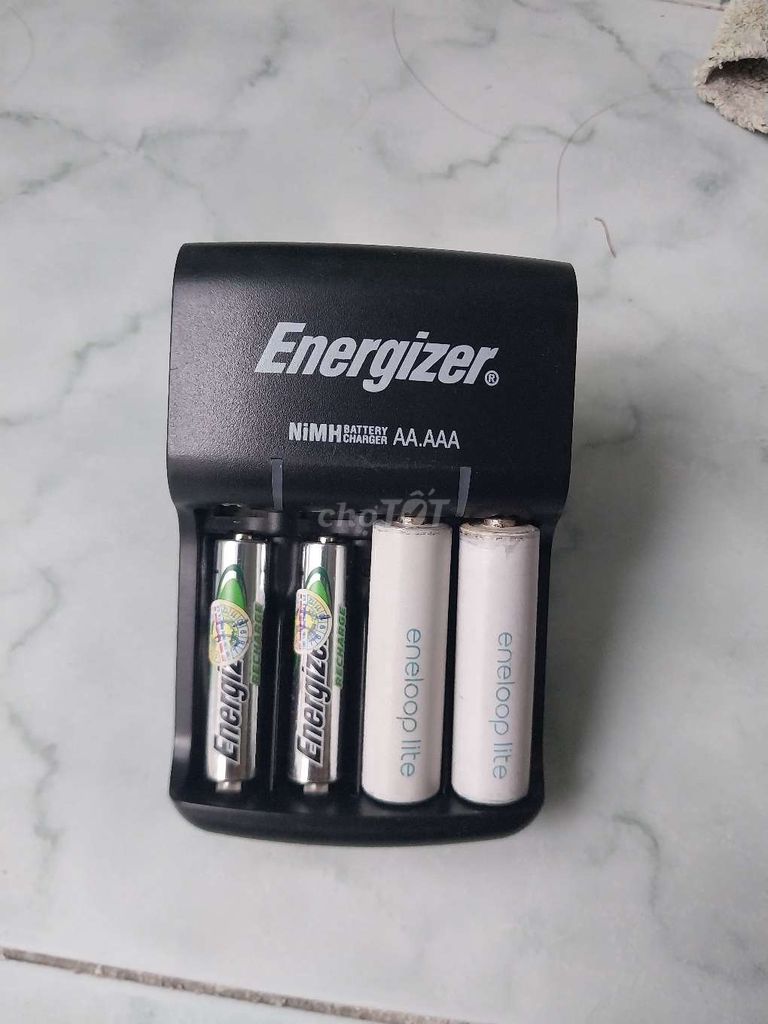 Sạc pin Energizer CHVC4-EU. Mua bán Phụ kiện (Màn hình, Chuột...) tại Quận 3 Tp Hồ Chí Minh được đăng bởi Linh hình 1