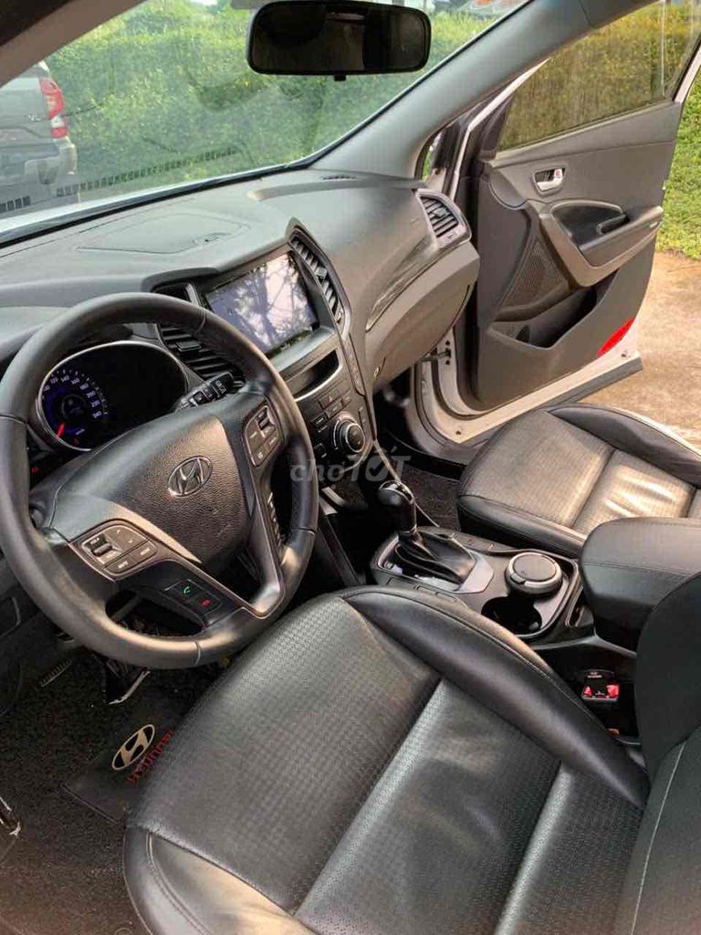 Hyundai Santa Fe 2015 2.2 AT 4WD - 60000 km. Mua bán Ô tô tại Thị xã Hương Thủy Thừa Thiên Huế được đăng bởi Đình vê hình 3