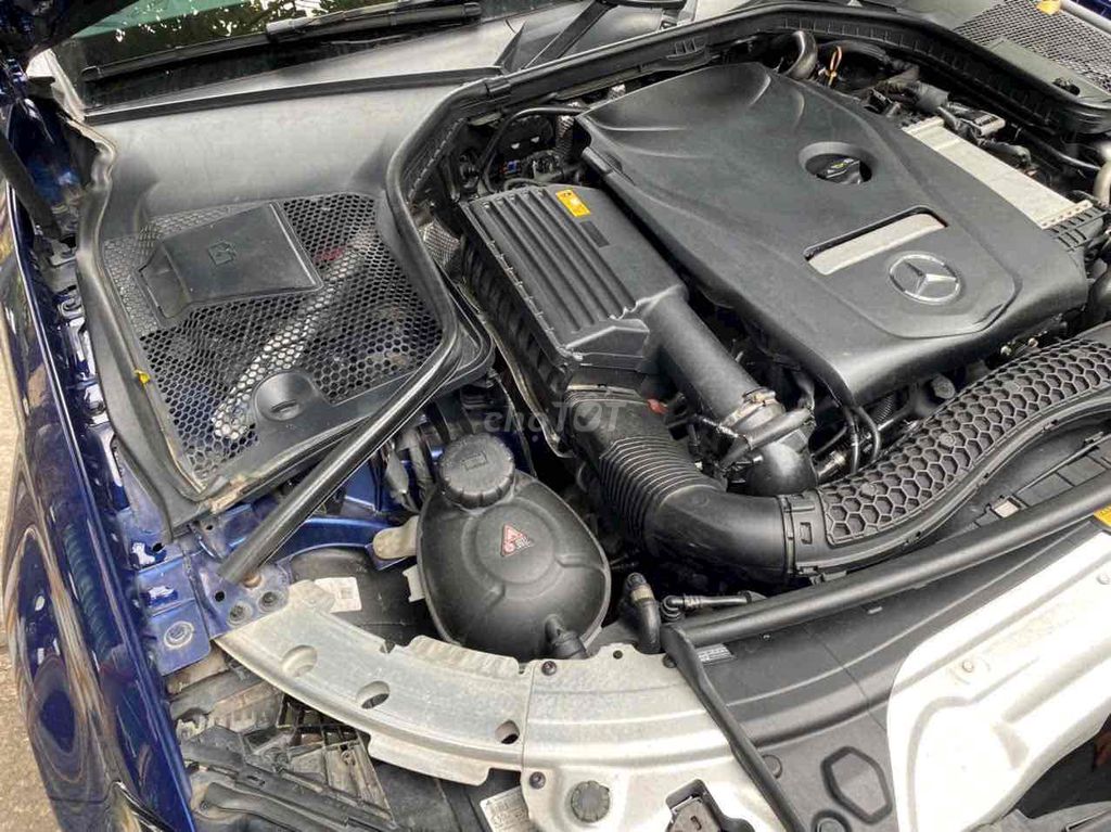 Mercedes Benz C Class 2018 C200 - 25000 km. Mua bán Ô tô tại Quận Ngũ Hành Sơn Đà Nẵng được đăng bởi Thành hình 12