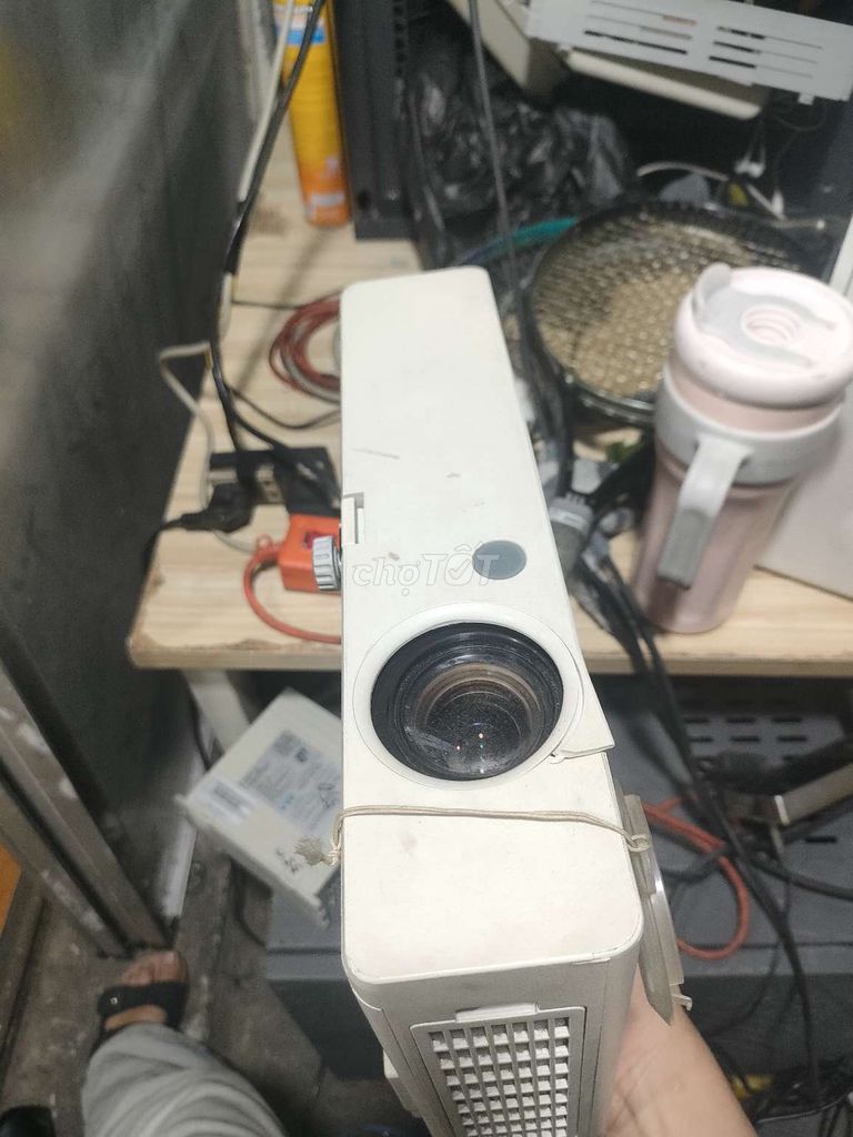 Máy chiếu Panasonic Trắng. Mua bán Đồ dùng văn phòng tại Quận Gò Vấp Tp Hồ Chí Minh được đăng bởi phuoc788 hình 1