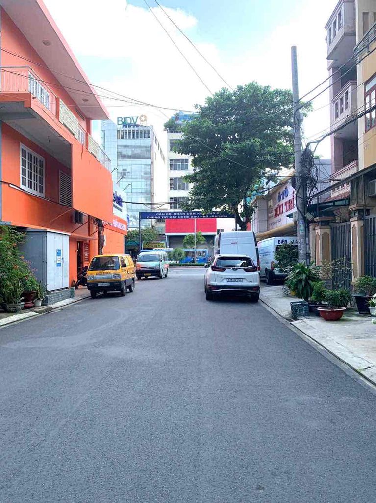Hình ảnh phòng trọ Cho thuê phòng trọ 25m2, gác đúc, Hẻm 8m, Sát mặt tiền Cộng Hòa