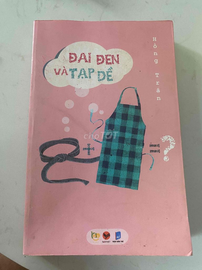 Sách Đai Đen Và Tạp Dề. Mua bán Sách tại Thành phố Buôn Ma Thuột Đắk Lắk được đăng bởi Uyen hình 1